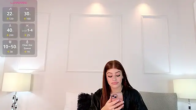 Snapshot of Olivia_flamme chatting on 26, 7, 2026 Olivia flamme online show from 26, 7, 2026