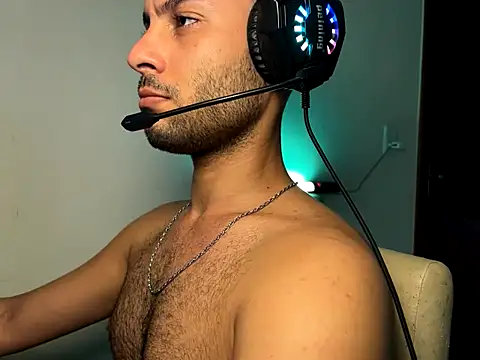 Snapshot of LEVIAVILA chatting on 17, 6, 2026 LEVIAVILA online show from 17, 6, 2026