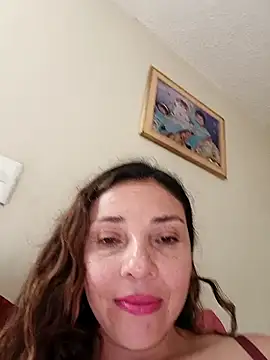 Angelika Clauss online show from 15, 7, 2026