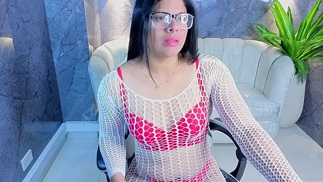 sarah bay tx online show from 13, 7, 2026