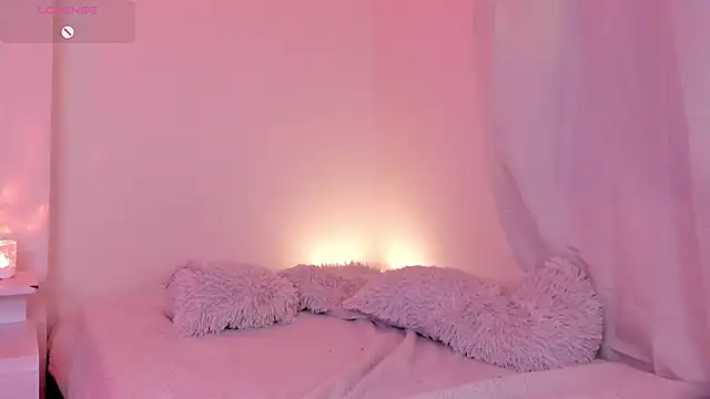lana moontt online show from 28, 7, 2026