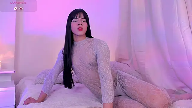 lana moontt online show from 24, 7, 2026