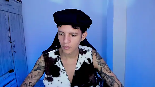 Snapshot of tylerrnova chatting on 25, 7, 2026 tylerrnova online show from 25, 7, 2026