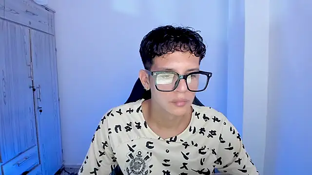 Snapshot of tylerrnova chatting on 9, 7, 2026 tylerrnova online show from 9, 7, 2026