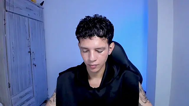 Snapshot of tylerrnova chatting on 20, 6, 2026 tylerrnova online show from 20, 6, 2026