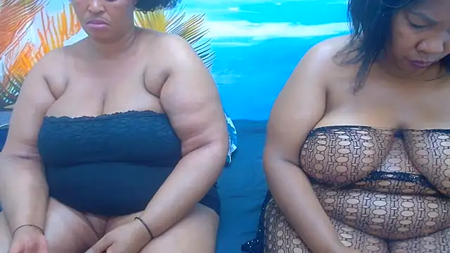 Snapshot of CURVYELEGANCExxx chatting on 25, 7, 2026 CURVYELEGANCExxx online show from 25, 7, 2026