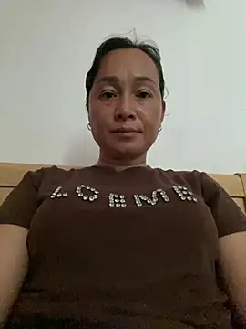Snapshot of Loly_hana chatting on 8, 7, 2026 Loly hana online show from 8, 7, 2026