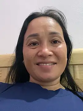 Snapshot of Loly_hana chatting on 18, 7, 2026 Loly hana online show from 18, 7, 2026