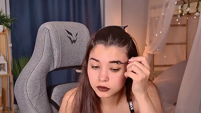 VivienneBlackwood online show from 25, 6, 2026