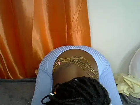 Snapshot of Curvydollyy chatting on 18, 7, 2026 Curvydollyy online show from 18, 7, 2026