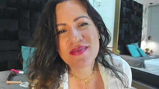 Snapshot of CharlotteG_ chatting on 28, 7, 2026 CharlotteG online show from 28, 7, 2026