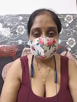 Snapshot of Garimaa_Cherry chatting on 1, 8, 2026 Garimaa Cherry online show from 1, 8, 2026