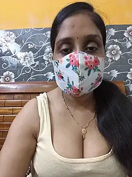 Snapshot of Garimaa_Cherry chatting on 18, 7, 2026 Garimaa Cherry online show from 18, 7, 2026