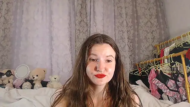 ChloeBrooklyn online show from 10, 7, 2026