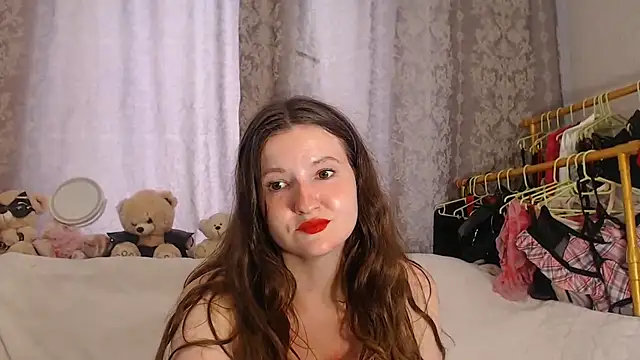 ChloeBrooklyn online show from 30, 6, 2026
