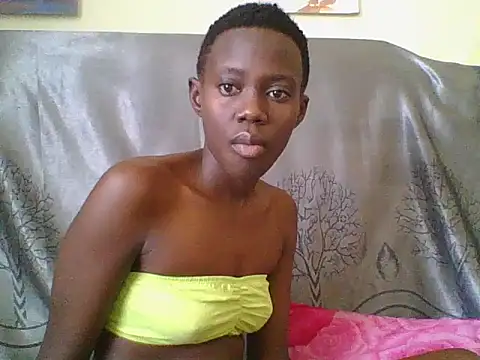 Snapshot of Tish_Leylah chatting on 14, 7, 2026 Tish Leylah online show from 14, 7, 2026