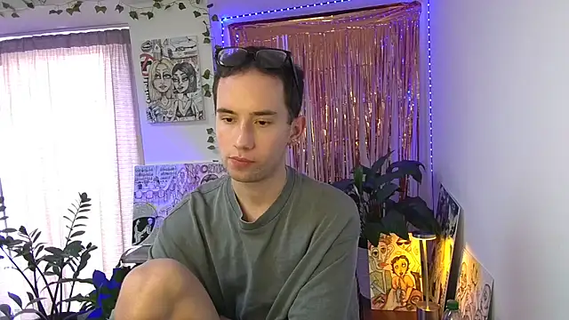 Angel V  online show from 18, 6, 2026