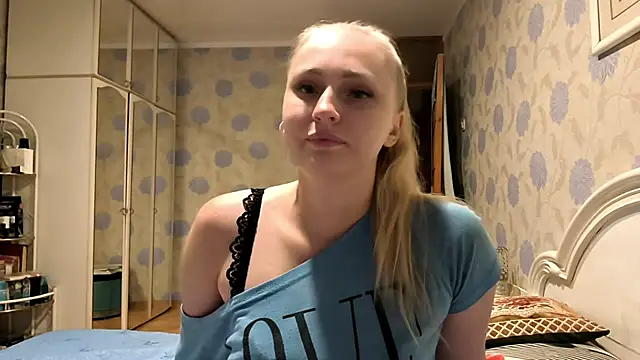 Snapshot of mintchill chatting on 25, 7, 2026 mintchill online show from 25, 7, 2026