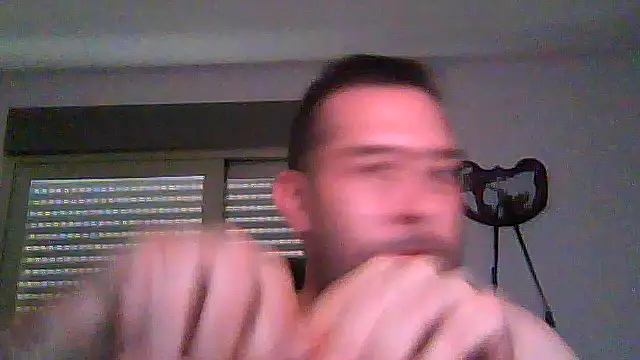Snapshot of SirFrankonde chatting on 25, 7, 2026 SirFrankonde online show from 25, 7, 2026