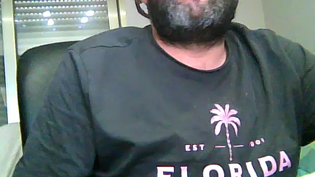 Snapshot of SirFrankonde chatting on 3, 7, 2026 SirFrankonde online show from 3, 7, 2026