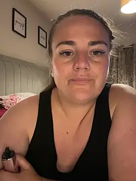 Bustygem  online show from 22, 7, 2026
