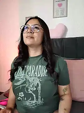 Snapshot of samm_curvy chatting on 19, 7, 2026 samm curvy online show from 19, 7, 2026