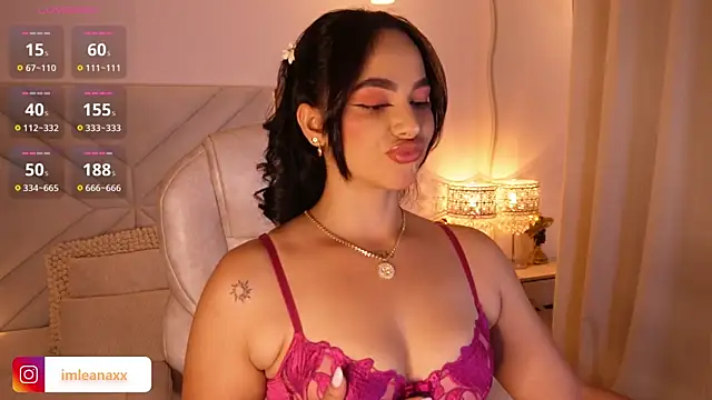 Snapshot of imLeanna_ chatting on 31, 7, 2026 imLeanna online show from 31, 7, 2026