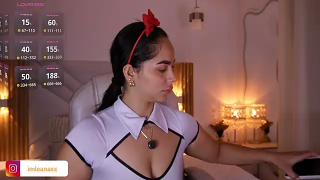 Snapshot of imLeanna_ chatting on 29, 7, 2026 imLeanna online show from 29, 7, 2026