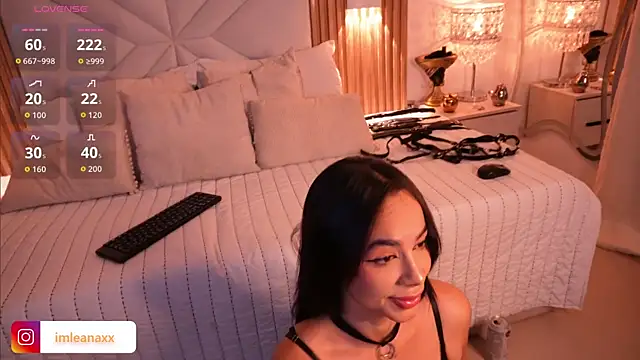 Snapshot of imLeanna_ chatting on 16, 7, 2026 imLeanna online show from 16, 7, 2026
