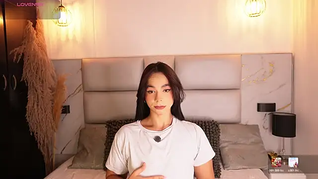 Snapshot of imLeanna_ chatting on 26, 6, 2026 imLeanna online show from 26, 6, 2026
