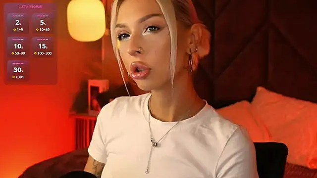 Snapshot of Alaska_Lane chatting on 23, 7, 2026 Alaska Lane online show from 23, 7, 2026