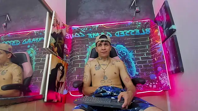 Snapshot of jayy18_ chatting on 18, 6, 2026 jayy18 online show from 18, 6, 2026
