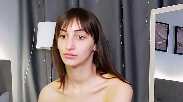 Snapshot of SofiaHill chatting on 21, 6, 2026 SofiaHill online show from 21, 6, 2026