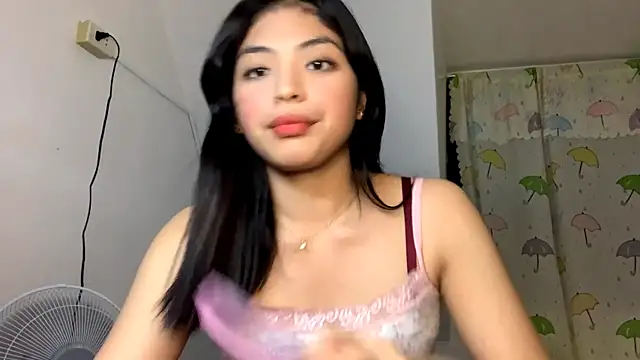 Hazelanne online show from 12, 7, 2026