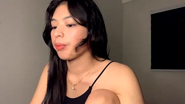Hazelanne online show from 9, 8, 2026