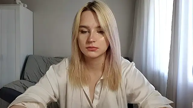 BloomMoon online show from 5, 7, 2026