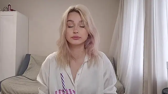 BloomMoon online show from 20, 6, 2026