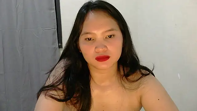 Fhwilloughbyxx online show from 23, 6, 2026