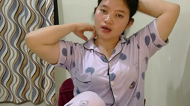 Fhwilloughbyxx online show from 20, 6, 2026