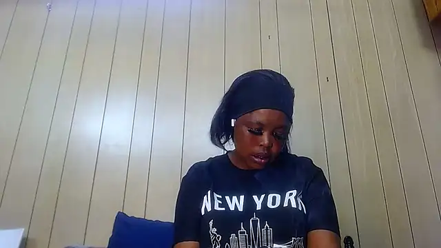 Snapshot of spicykittyy chatting on 17, 7, 2026 spicykittyy online show from 17, 7, 2026