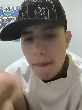 Snapshot of Thiagoo_Vega chatting on 29, 7, 2026 Thiagoo Vega online show from 29, 7, 2026