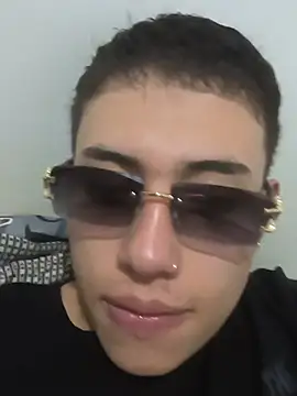 Snapshot of Thiagoo_Vega chatting on 8, 8, 2026 Thiagoo Vega online show from 8, 8, 2026