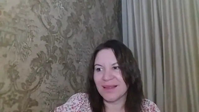 Lauralison online show from 9, 7, 2026