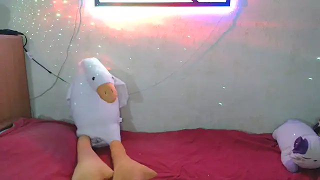 Snapshot of JadeEva chatting on 4, 7, 2026 JadeEva online show from 4, 7, 2026
