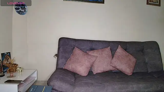  saray m online show from 23, 4, 2026