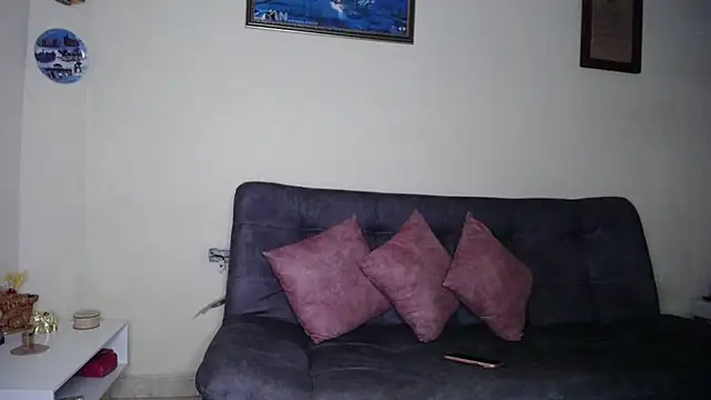  saray m online show from 18, 10, 2025