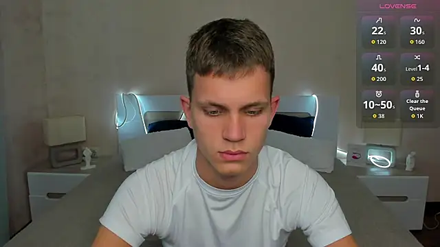 Snapshot of m0neyken chatting on 10, 7, 2026 m0neyken online show from 10, 7, 2026