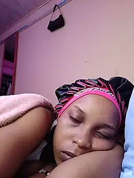 Midnightmuse619 online show from 27, 6, 2026