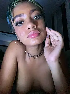 Snapshot of arwen_violett chatting on 31, 7, 2026 arwen violett online show from 31, 7, 2026