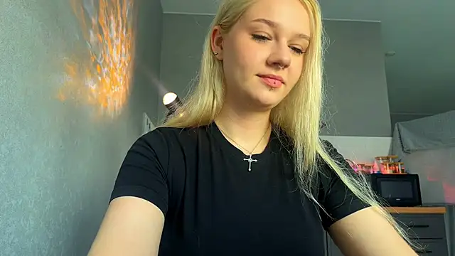 Snapshot of MichelleMargiela chatting on 2, 8, 2026 MichelleMargiela online show from 2, 8, 2026
